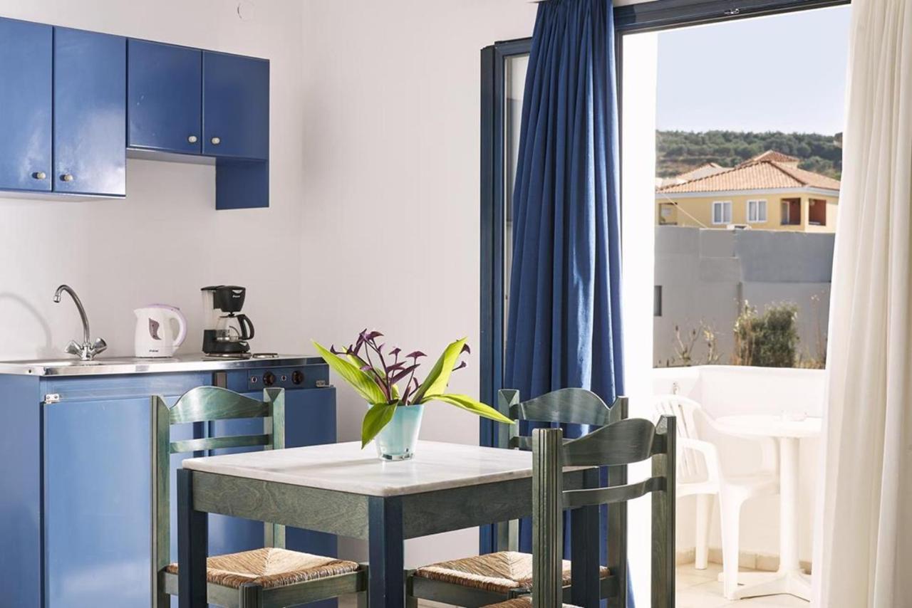 Eva Suites & Apartments Agia Marina Exterior foto